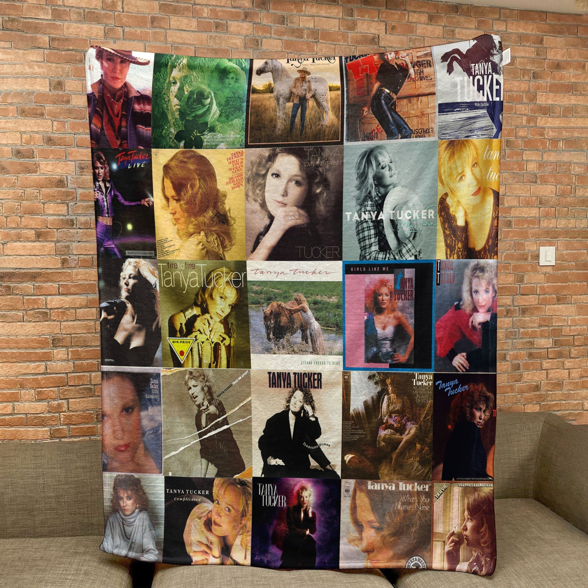 Tanya Tucker Sherpa Blanket A Classic Country Tribute for True Fans