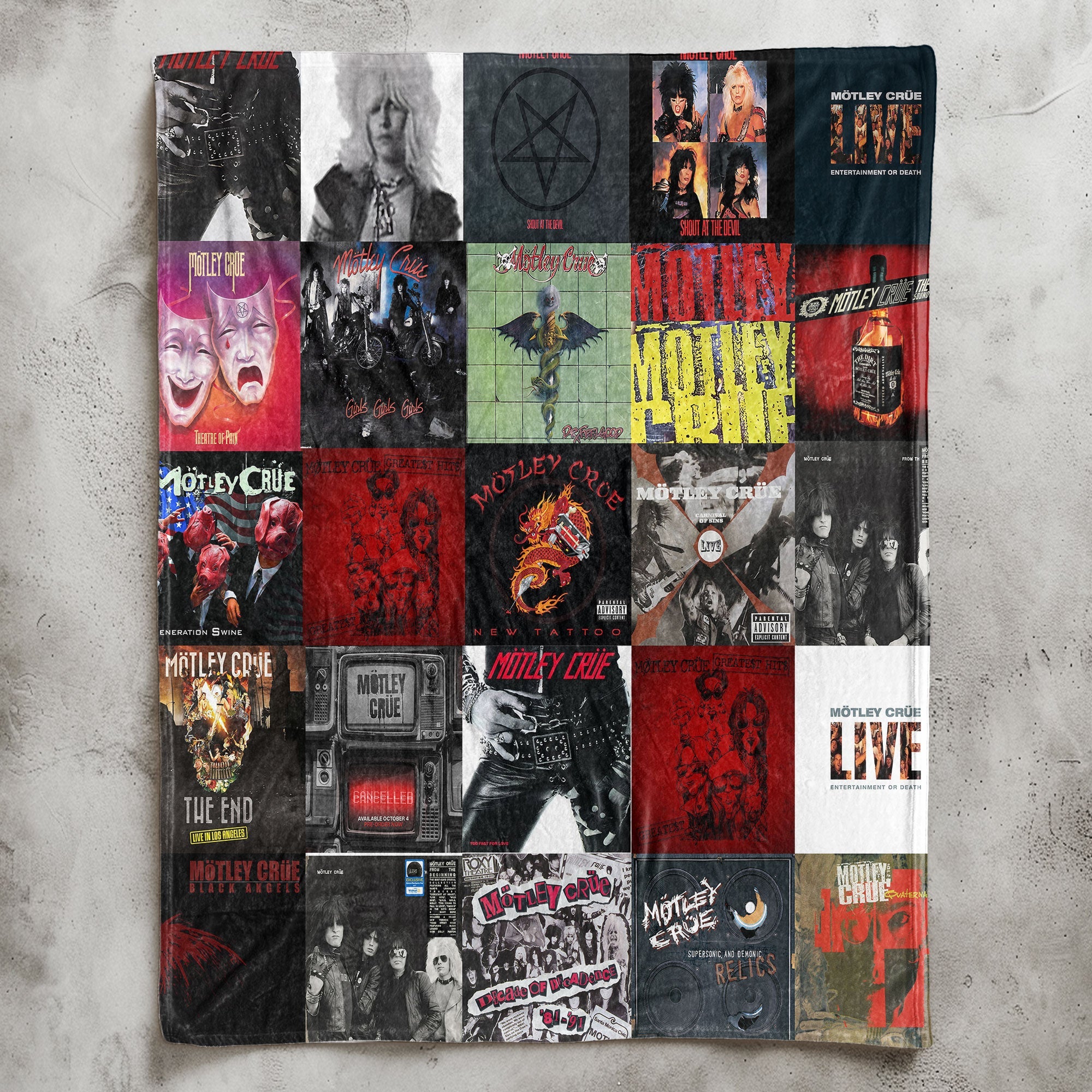 Mötley Crüe Sherpa Blanket Wild Energy for True Rock Rebels