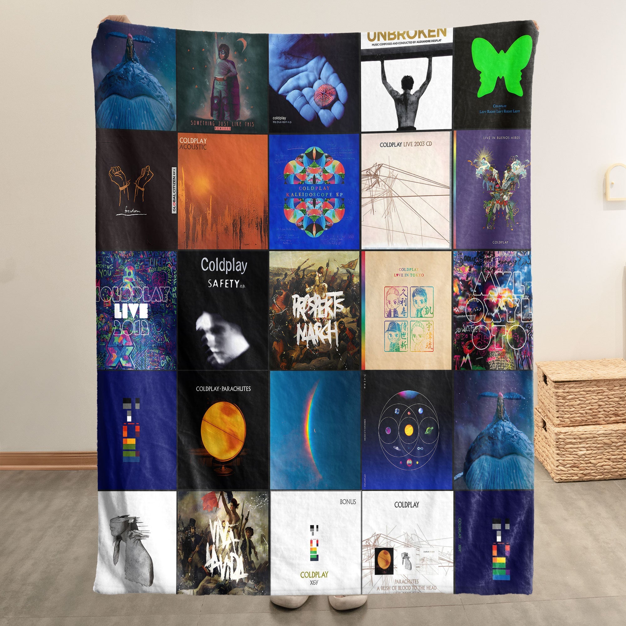 Coldplay Sherpa Blanket A Colorful, Dreamlike Tribute for True Fans
