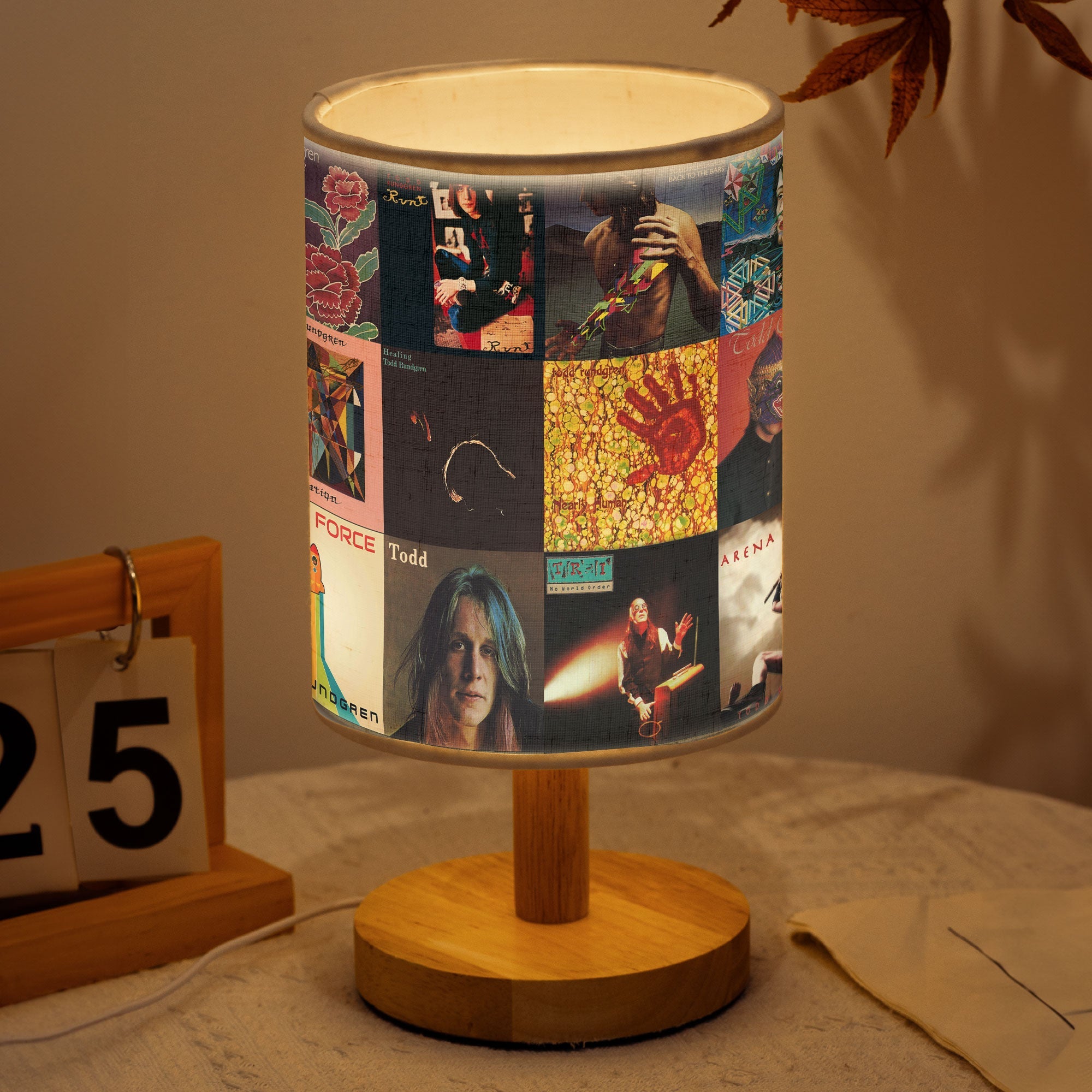 Hello It’s Me Todd Rundgren Albums Lamp 🎶✨