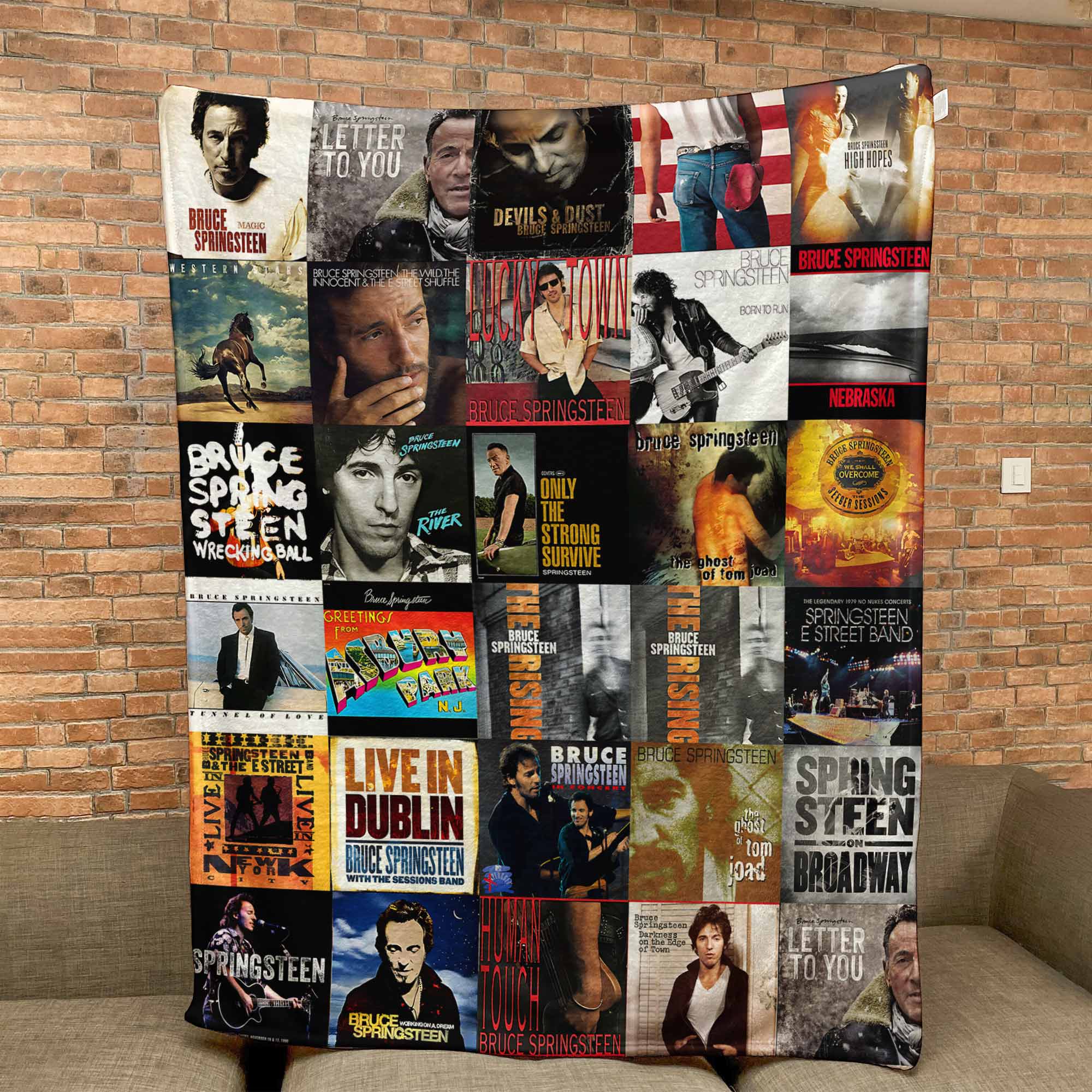 Bruce Springsteen Sherpa Blanket A Warm Tribute to The Boss