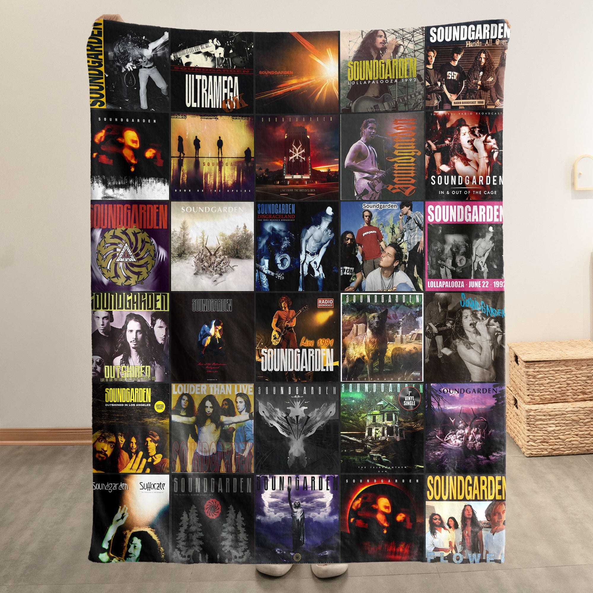 Soundgarden Sherpa Blanket A Grunge Legend Tribute for True Fans