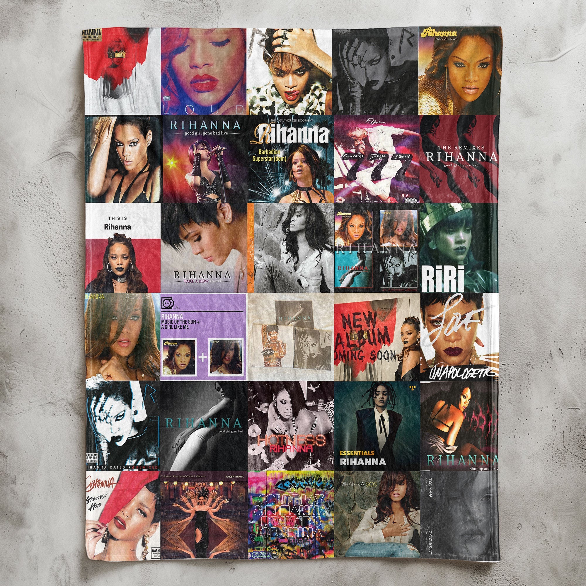 Rihanna Sherpa Blanket A Bold, Iconic Tribute for True Navy Fans